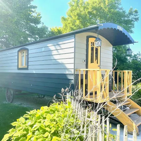 Bed & Breakfast Au Presbytere De Saigneville