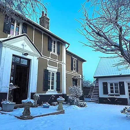 Bed & Breakfast Au Presbytere De 3*
