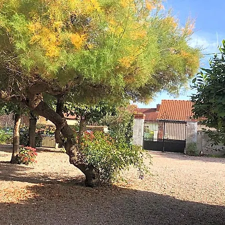 Au Presbytere De Bed & Breakfast 3*
