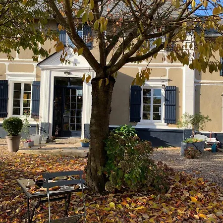 Au Presbytère De 3*
