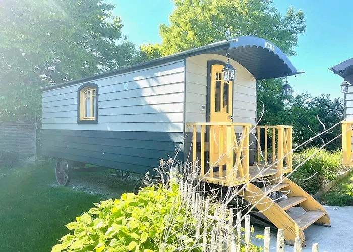 Couette-café Au Presbytère De Saigneville