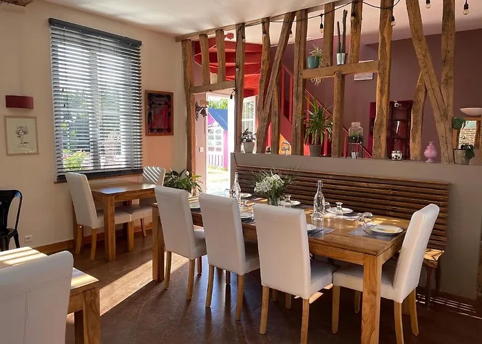 Au Presbytère De Couette-café