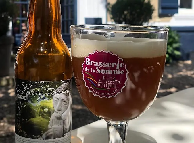 Au Presbytère De Couette-café 3*