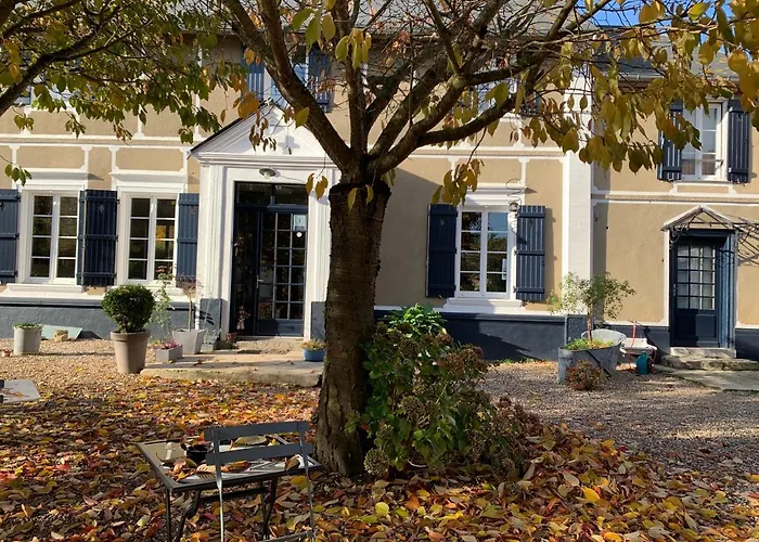 Au Presbytère De 3*